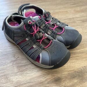 khombu cameron water shoes Size 9 Fisherman Outdoor Granola Hiking Camping